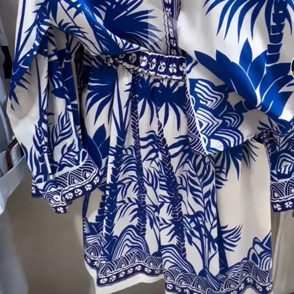 ZARA PARADISE PALM TREE SHORT BLUE/WHITE - Picture 3 of 6